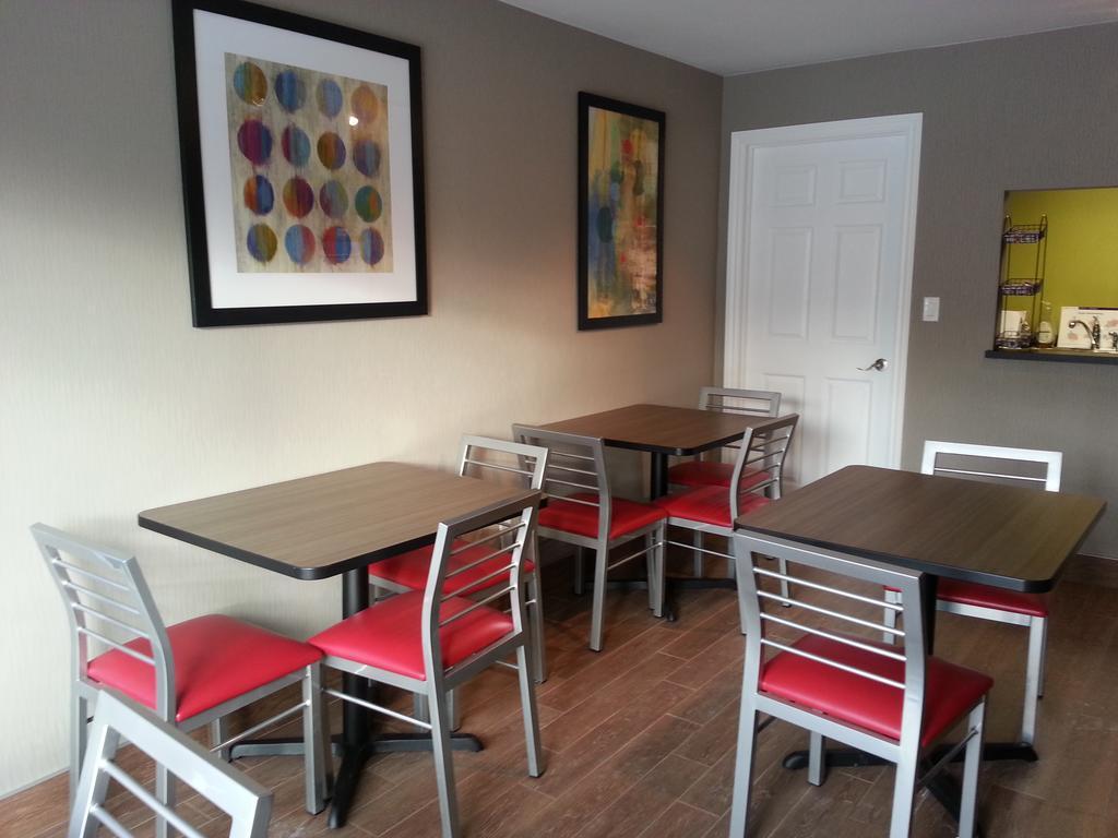 Comfort Inn Simcoe Eksteriør billede