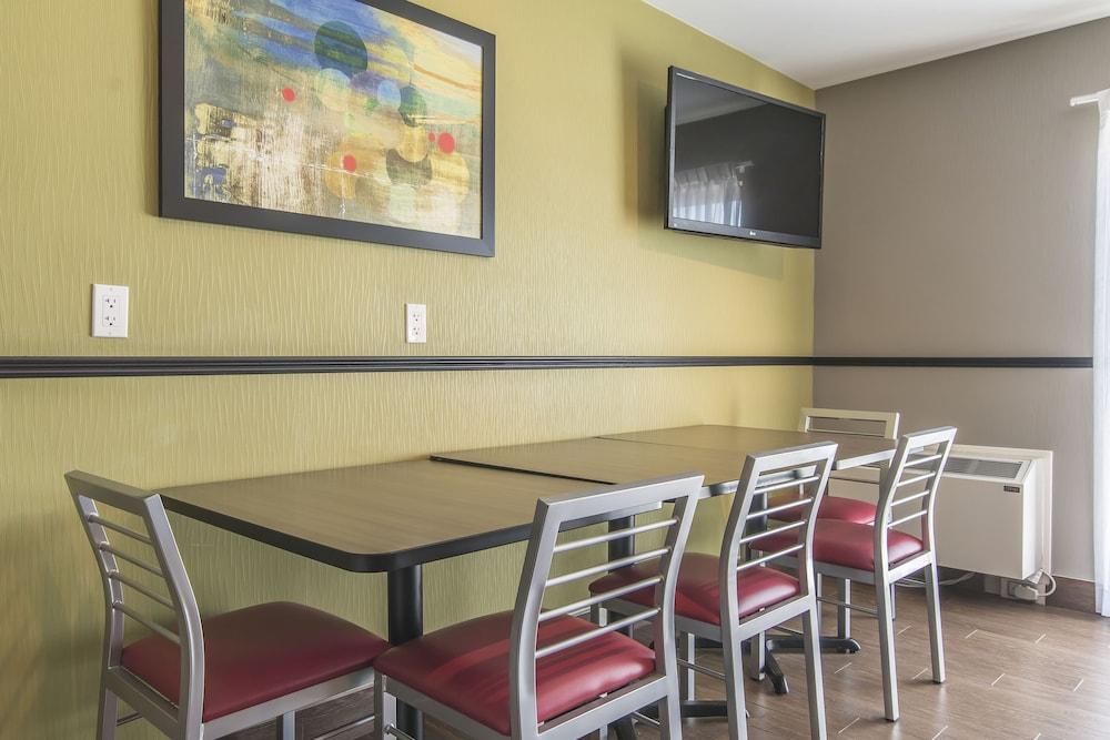 Comfort Inn Simcoe Eksteriør billede